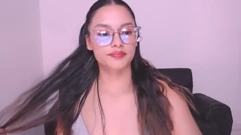 Snapshot of eve_rox18 chatting on January 31, 2025, 6:24 am Eve Rox18 online show from January 31, 2025, 6:24 am