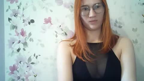 Evelina online show from May 15, 2026, 1:51 pm