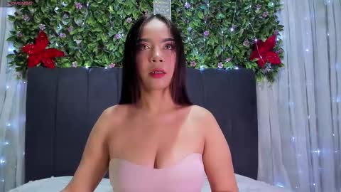 evelin888 online show from November 23, 2025, 11:26 pm