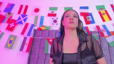 evelin__thompsson online show from June 24, 2026, 3:27 am