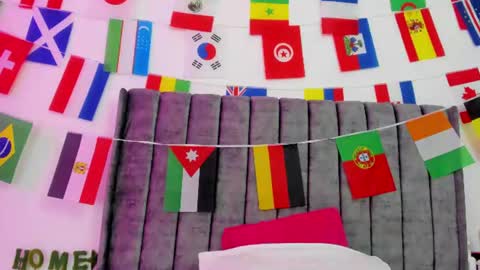 evelin__thompsson online show from July 7, 2026, 3:20 am