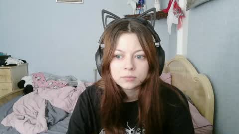 Snapshot of evelinamercer chatting on June 11, 2026, 9:29 am Alice 3 online show from June 11, 2026, 9:29 am