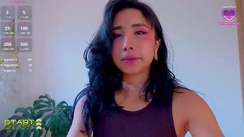 Snapshot of evelyn_chelle chatting on February 16, 2025, 4:42 pm Im Eve or Chelle Next Stream 191224 online show from February 16, 2025, 4:42 pm