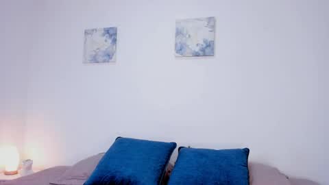 Evelyn online show from March 28, 2026, 11:54 am