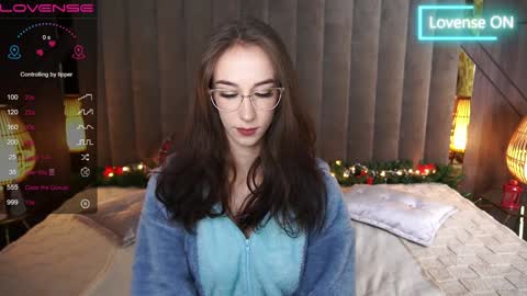 evelyn rush1 online show from December 15, 2024, 10:26 pm