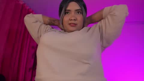 Evelyn Sandoval online show from March 11, 2026, 2:17 am