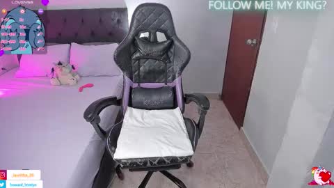 LAURA SOFIA  INDEPENDENT MODEL FOLLOW ME NOW ALMOST 10000 FOLLOWERS online show from October 12, 2025, 3:11 pm