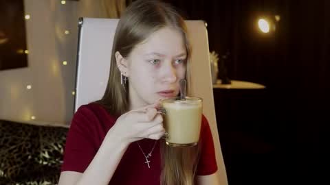 Snapshot of evemundie chatting on March 6, 2026, 9:17 am Eve online show from March 6, 2026, 9:17 am