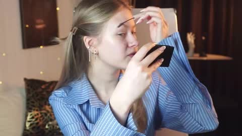 Snapshot of evemundie chatting on April 16, 2026, 6:47 am Eve online show from April 16, 2026, 6:47 am