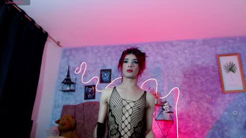 everlin__hot_ online show from March 4, 2026, 10:54 am