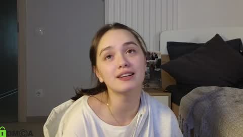 Snapshot of evi_woow chatting on February 2, 2025, 11:32 pm evi_woow online show from February 2, 2025, 11:32 pm