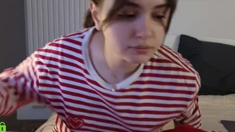 Snapshot of evi_woow chatting on February 4, 2025, 9:52 pm evi_woow online show from February 4, 2025, 9:52 pm