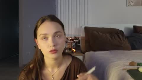 Snapshot of evi_woow chatting on September 11, 2025, 9:48 pm evi_woow online show from September 11, 2025, 9:48 pm