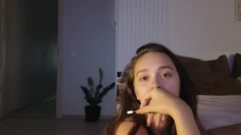 Snapshot of evi_woow chatting on September 15, 2025, 9:26 pm evi_woow online show from September 15, 2025, 9:26 pm