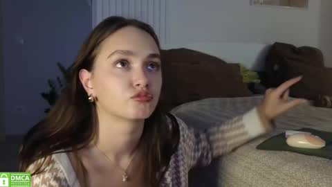 Snapshot of evi_woow chatting on October 7, 2025, 9:12 pm evi_woow online show from October 7, 2025, 9:12 pm