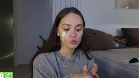Snapshot of evi_woow chatting on October 10, 2025, 8:41 pm evi_woow online show from October 10, 2025, 8:41 pm