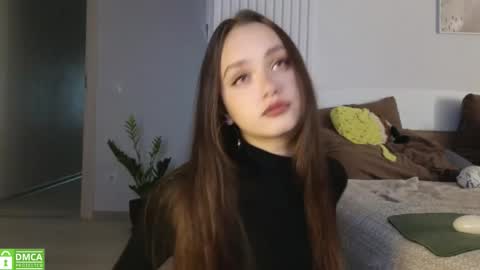 Snapshot of evi_woow chatting on October 13, 2025, 7:03 pm evi_woow online show from October 13, 2025, 7:03 pm