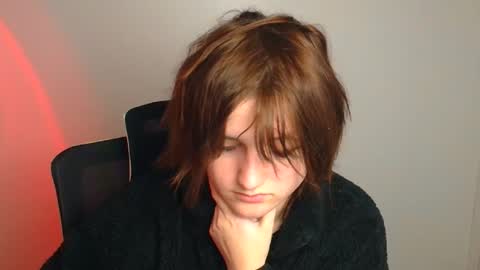 Evie online show from February 9, 2026, 7:45 am