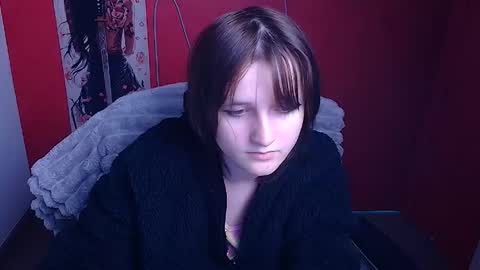 Evie online show from February 13, 2026, 12:34 pm