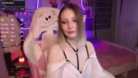 Evie online show from October 22, 2025, 11:37 pm