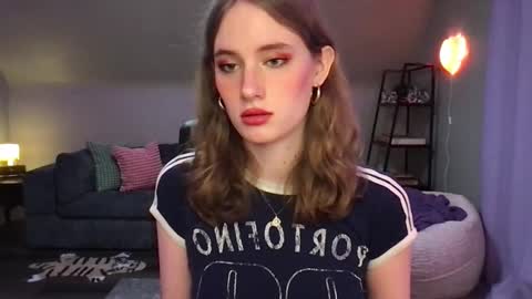 Snapshot of eviecam chatting on March 1, 2025, 11:37 pm Evie3 online show from March 1, 2025, 11:37 pm