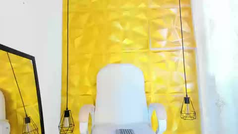 Snapshot of evil_annie chatting on September 10, 2025, 10:21 pm Annie online show from September 10, 2025, 10:21 pm