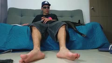 evil_boss1 online show from May 12, 2026, 11:02 pm