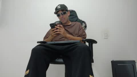 Snapshot of evil_boss1 chatting on July 3, 2026, 5:03 am evil_boss1 online show from July 3, 2026, 5:03 am