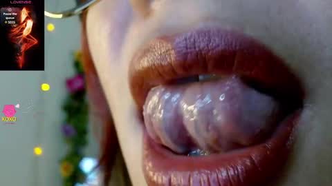 Snapshot of evolethmontenegros chatting on December 23, 2024, 10:10 am Evoleth online show from December 23, 2024, 10:10 am