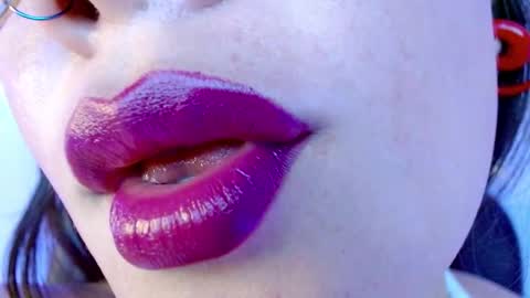 Snapshot of evolethmontenegros chatting on January 17, 2025, 3:12 am Evoleth online show from January 17, 2025, 3:12 am