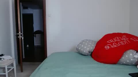 Snapshot of evolett chatting on April 26, 2026, 8:34 am ONLYFANS There are legends that in this room all your wishes can come true Private is Open online show from April 26, 2026, 8:34 am