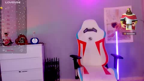 evva_foxxy online show from September 15, 2025, 3:01 pm