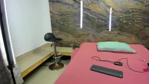 evy_connor online show from December 3, 2025, 11:30 am