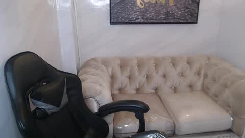 Hi Stream 1000pm to 600am online show from May 12, 2026, 9:01 pm