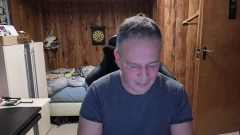 exibe1219 online show from January 1, 2025, 4:07 pm