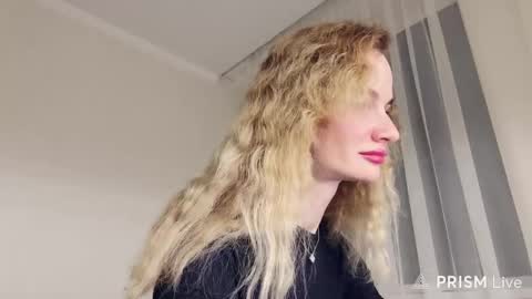 Snapshot of eximi chatting on February 24, 2026, 9:57 pm eximi online show from February 24, 2026, 9:57 pm