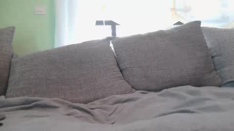 mi insta maddin 5011 online show from November 23, 2025, 8:25 am