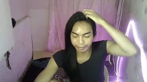 Lixe online show from February 24, 2026, 11:14 pm