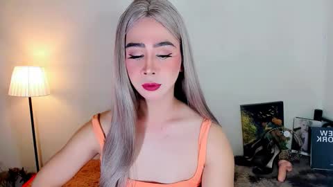 Snapshot of expensive_elise chatting on February 17, 2026, 4:46 pm expensive_elise online show from February 17, 2026, 4:46 pm