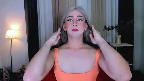 expensive_elise online show from March 29, 2026, 4:07 pm