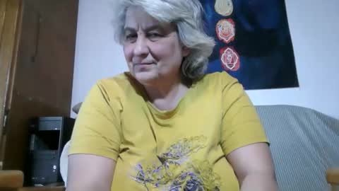 ExquisiteMature online show from May 2, 2026, 4:23 pm
