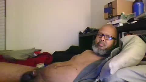 eyequee0007 online show from November 20, 2025, 2:45 am