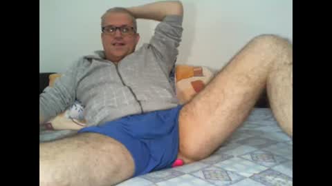 Snapshot of eyes12 chatting on February 14, 2026, 6:43 am GEORGE online show from February 14, 2026, 6:43 am