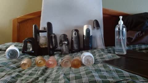 Eyeswideshut63 online show from December 23, 2024, 1:40 am