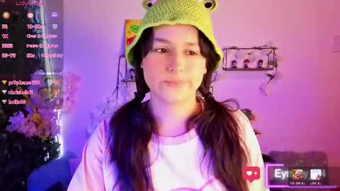 eymmy_24 online show from February 3, 2026, 2:53 am