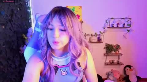 Snapshot of eymmy_24 chatting on March 7, 2026, 2:30 am eymmy_24 online show from March 7, 2026, 2:30 am