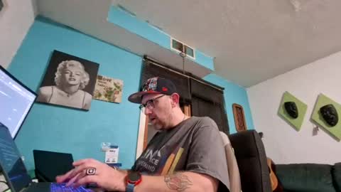 Ez Rider online show from June 26, 2026, 1:54 am