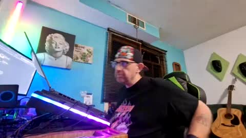 Ez Rider online show from June 28, 2026, 3:23 am