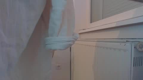 Snapshot of f34rl3zz chatting on December 18, 2024, 5:10 pm P. online show from December 18, 2024, 5:10 pm