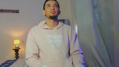 fabi online show from December 11, 2024, 2:22 pm